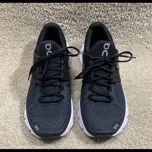 On Cloud Cloudswift Running Sneakers